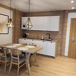 Apartman Z Prywatna Sauna I Widokiem Na Tatry Kulkolandia Sala Zabaw Balia